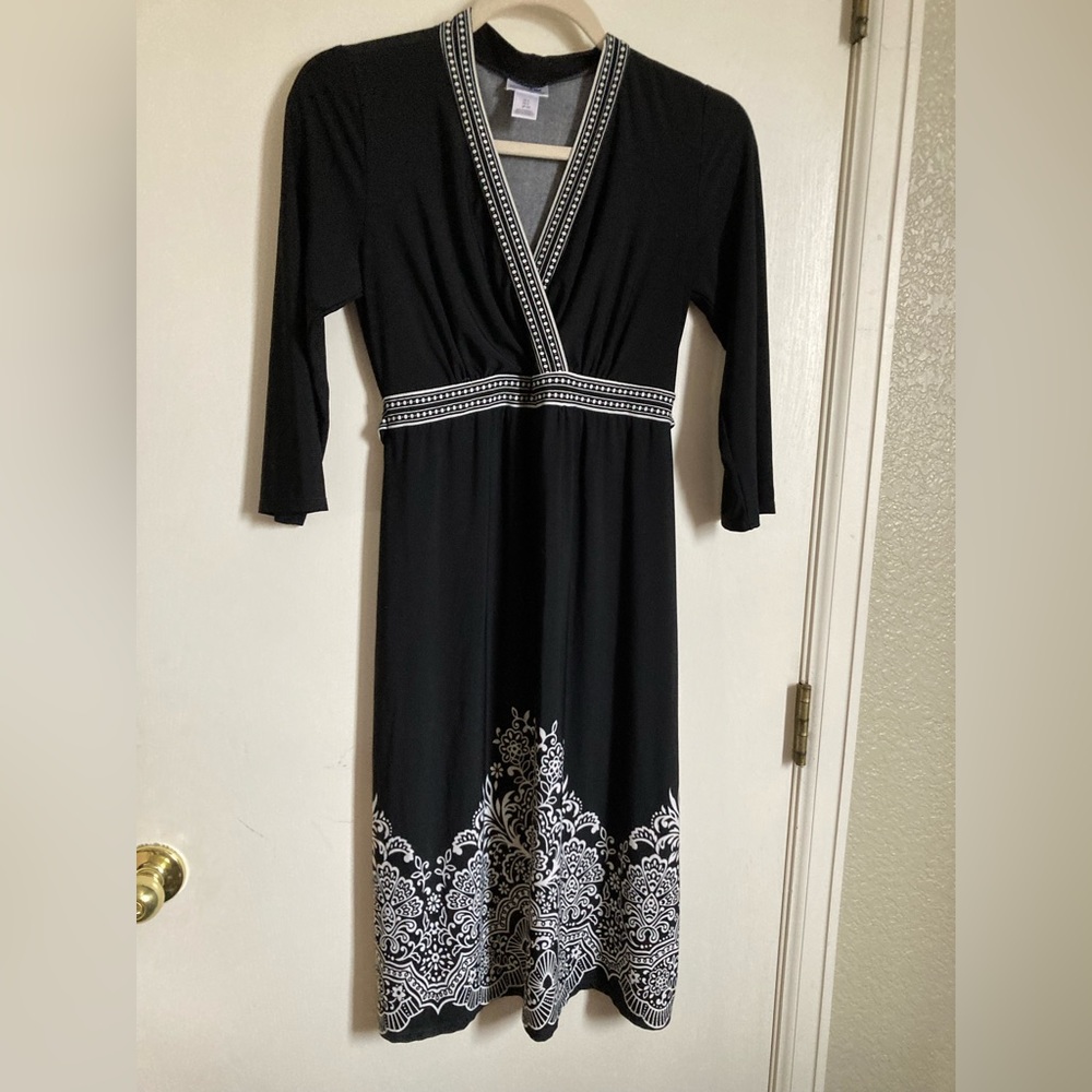 🌞Motherhood Maternity Black & White Paisley Midi with Tie on Back A - Picture 1 of 7